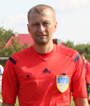 Максим Чертоляс провів 150-й матч в УПЛ у якості асистента арбітра