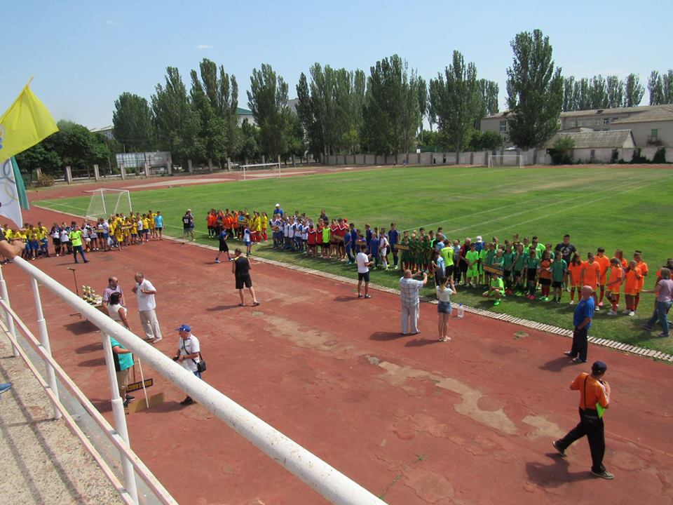 Естафету змагального духу в Скадовську прийняв футбол
